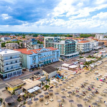 Hotel Alba D'Oro Беллария-Иджеа-Марина Экстерьер фото